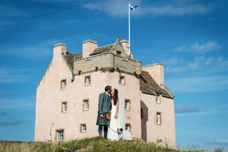 Outdoor photo session wedding Fenton Tower