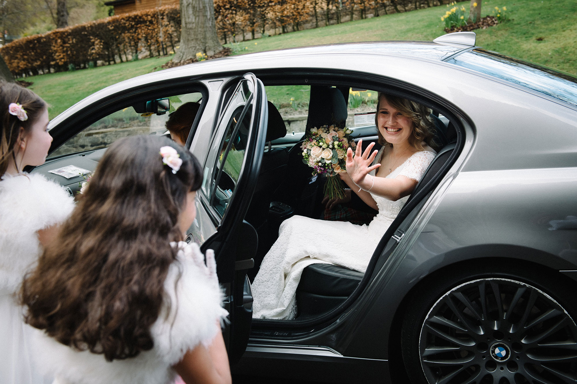 Arrival of bride Edinburgh Zoo wedding