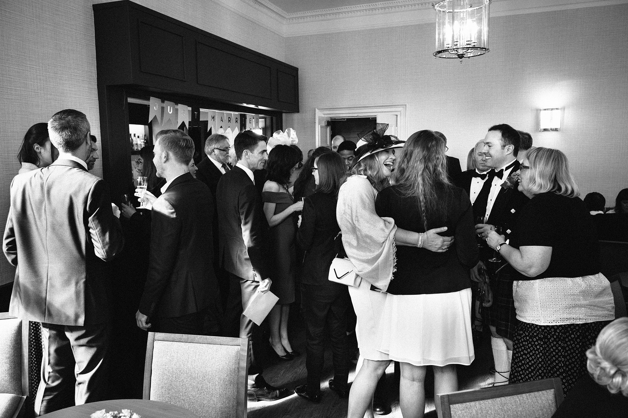 Drinks reception Edinburgh Zoo wedding