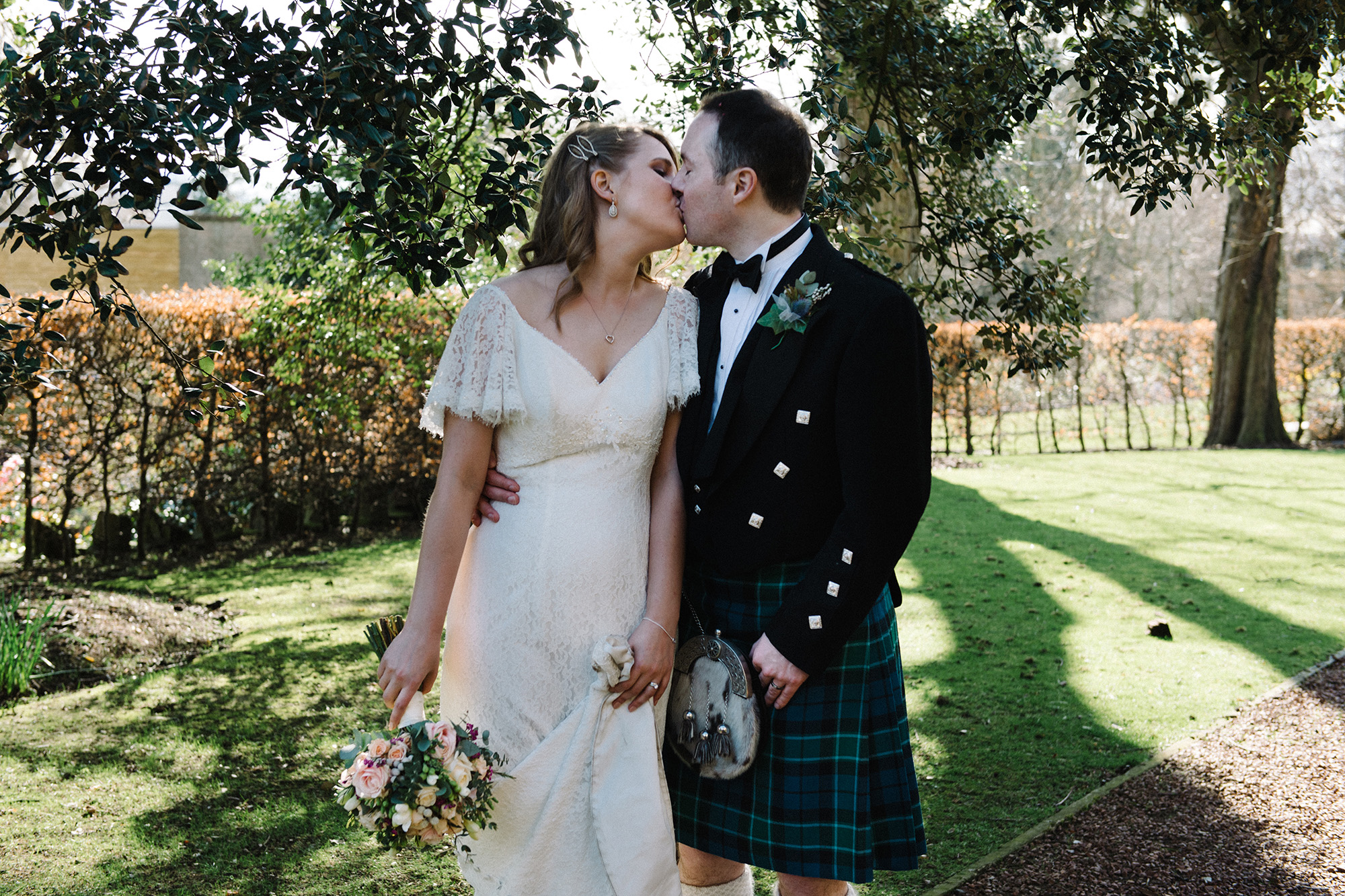 Wedding couple shot Edinburgh Zoo