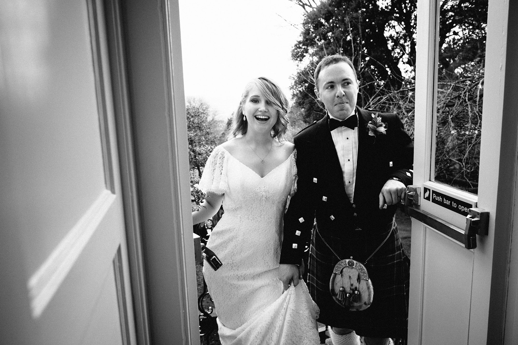 Wedding photo session photographer Edinburgh