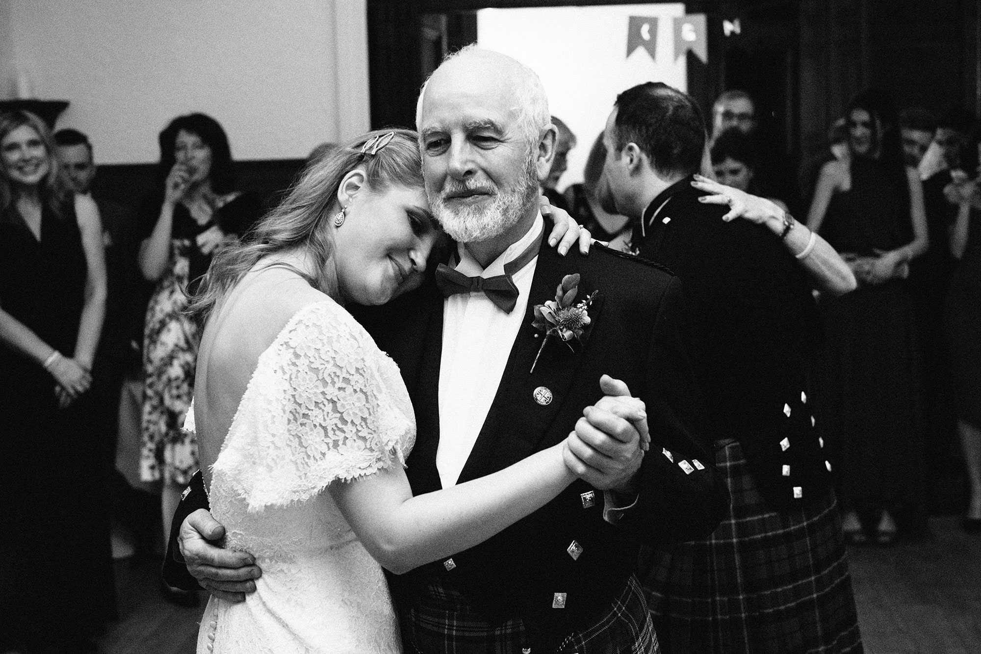 Bride with father wedding Edinburgh Zoo